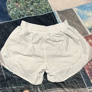 lululemon hotty hot shorts